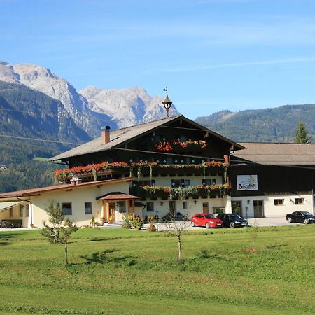 Landgasthof Hotel Zehenthof Пфаррверфен Экстерьер фото